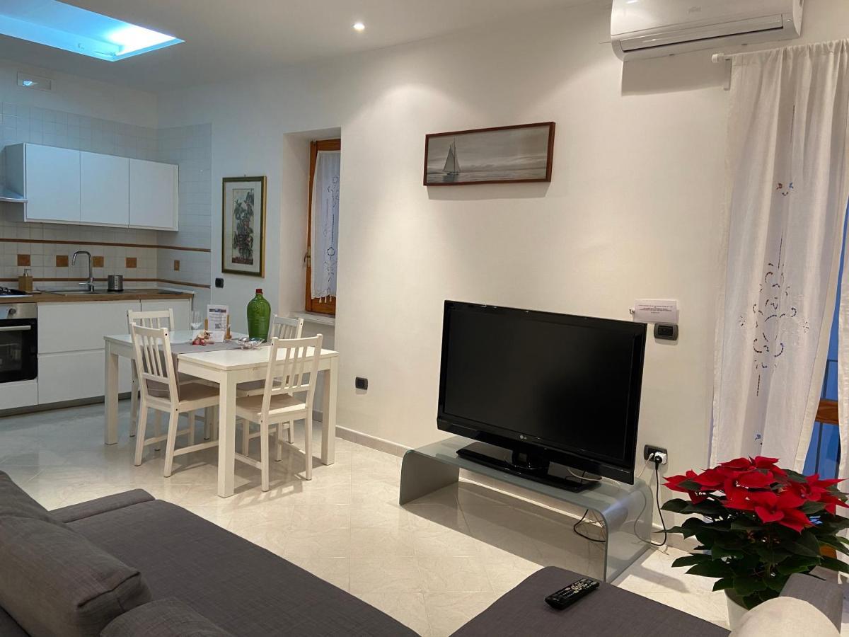 Apartament La Casa Di Giu Pozzuoli Zewnętrze zdjęcie